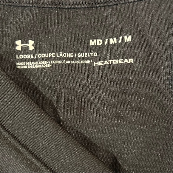 NEW Under Armour Black V Neck Work Out Top Medium - Picture 12 of 13